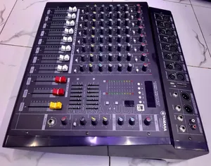 Yamaha PMX-802u Powered Mixer