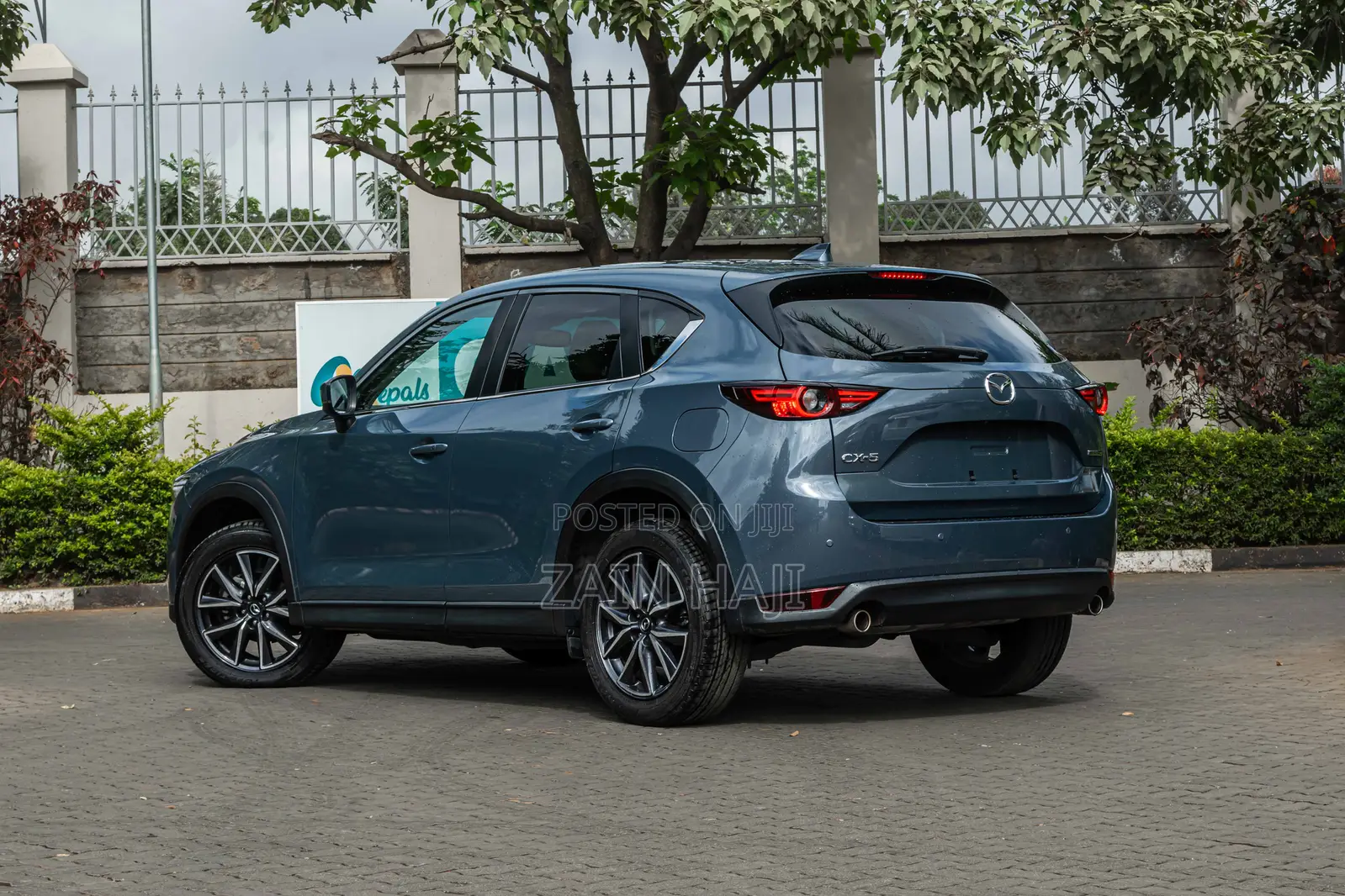 Mazda CX-5 2020 Gray