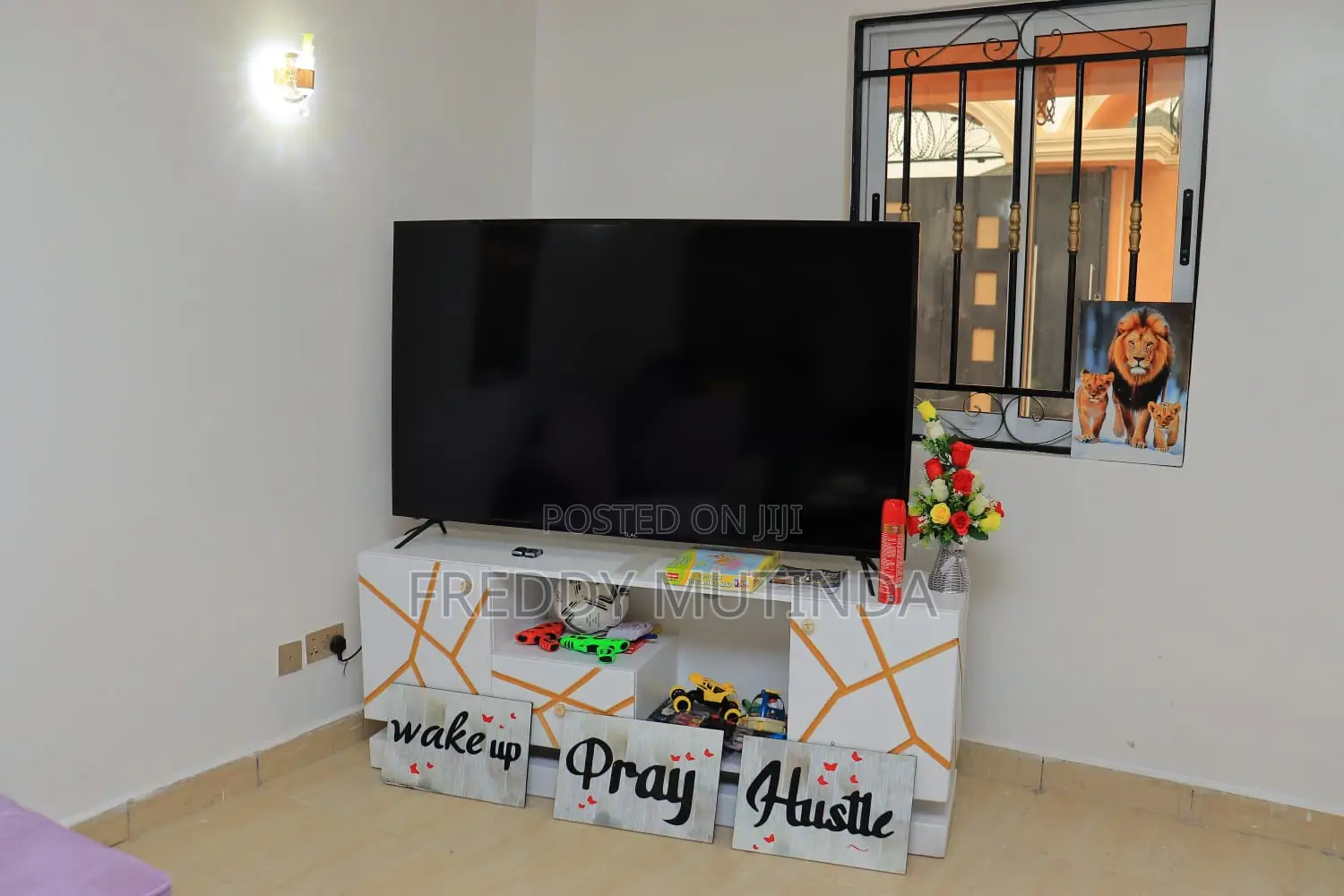 5bdrm House in Complex Utawala for sale