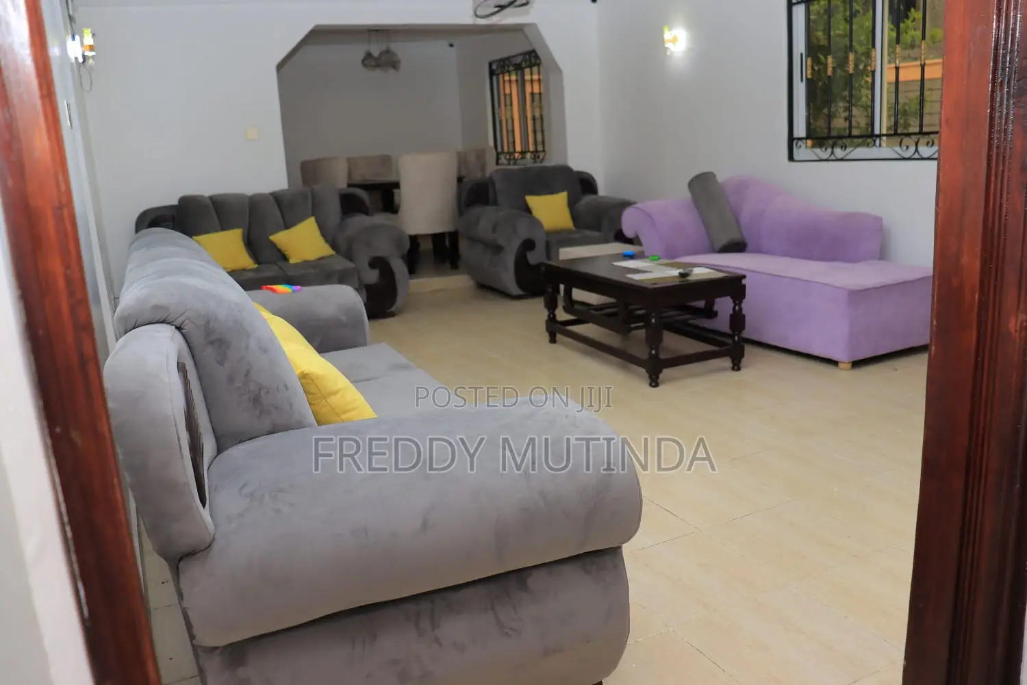 5bdrm House in Complex Utawala for sale