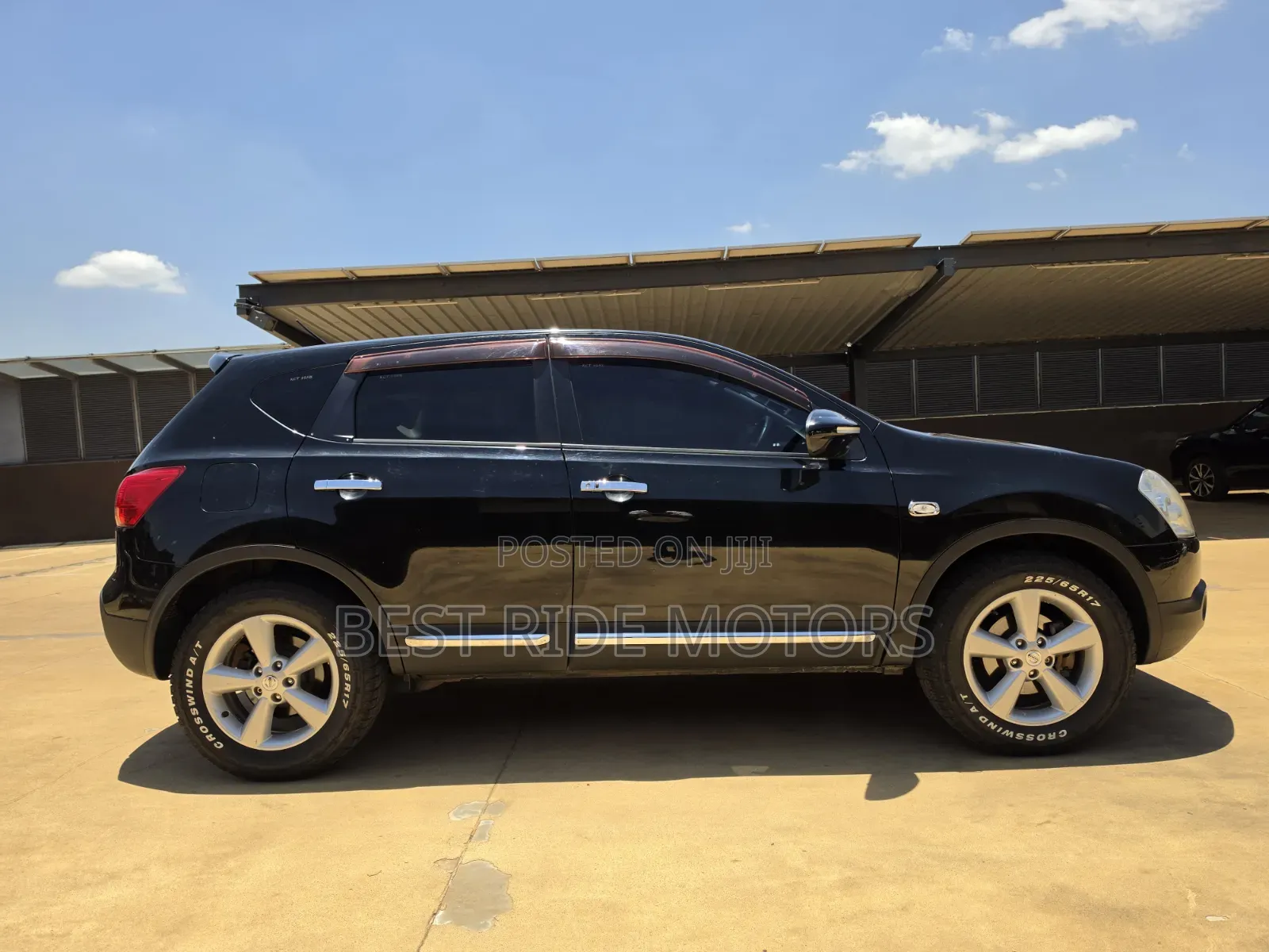 Nissan Dualis 2011 Black