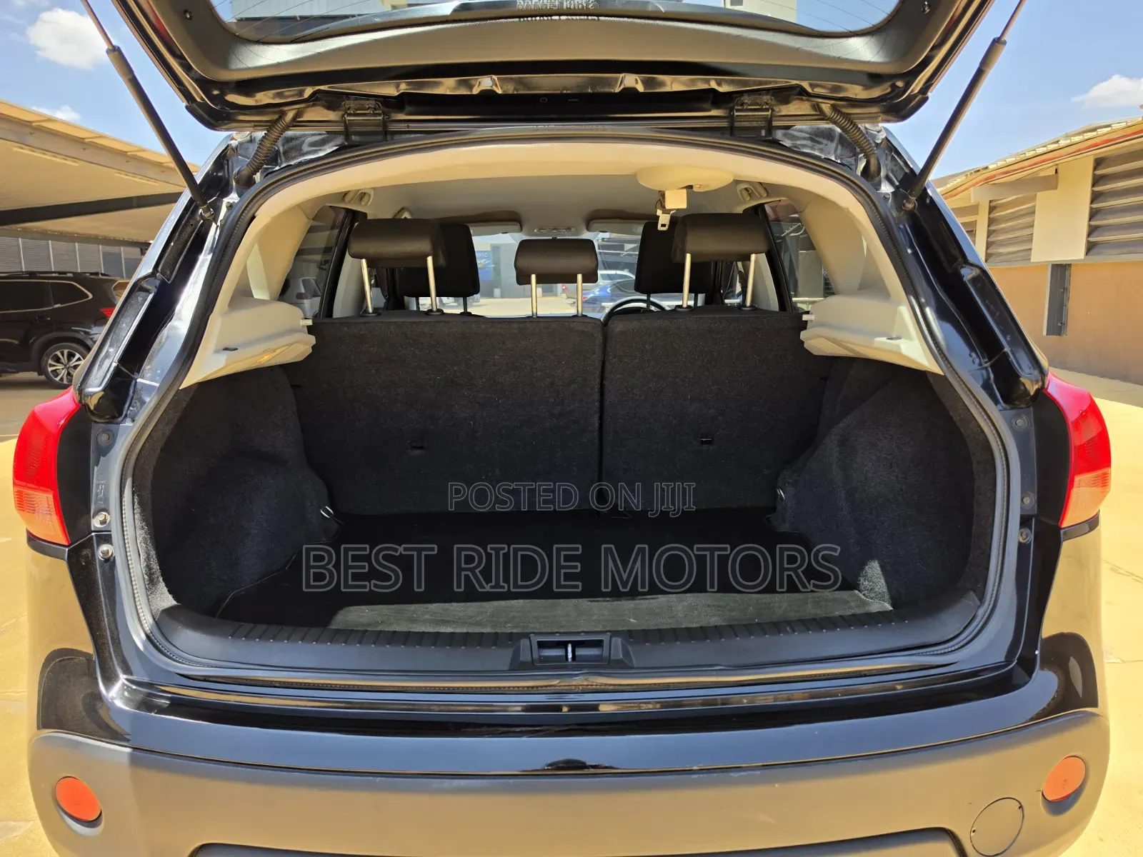 Nissan Dualis 2011 Black