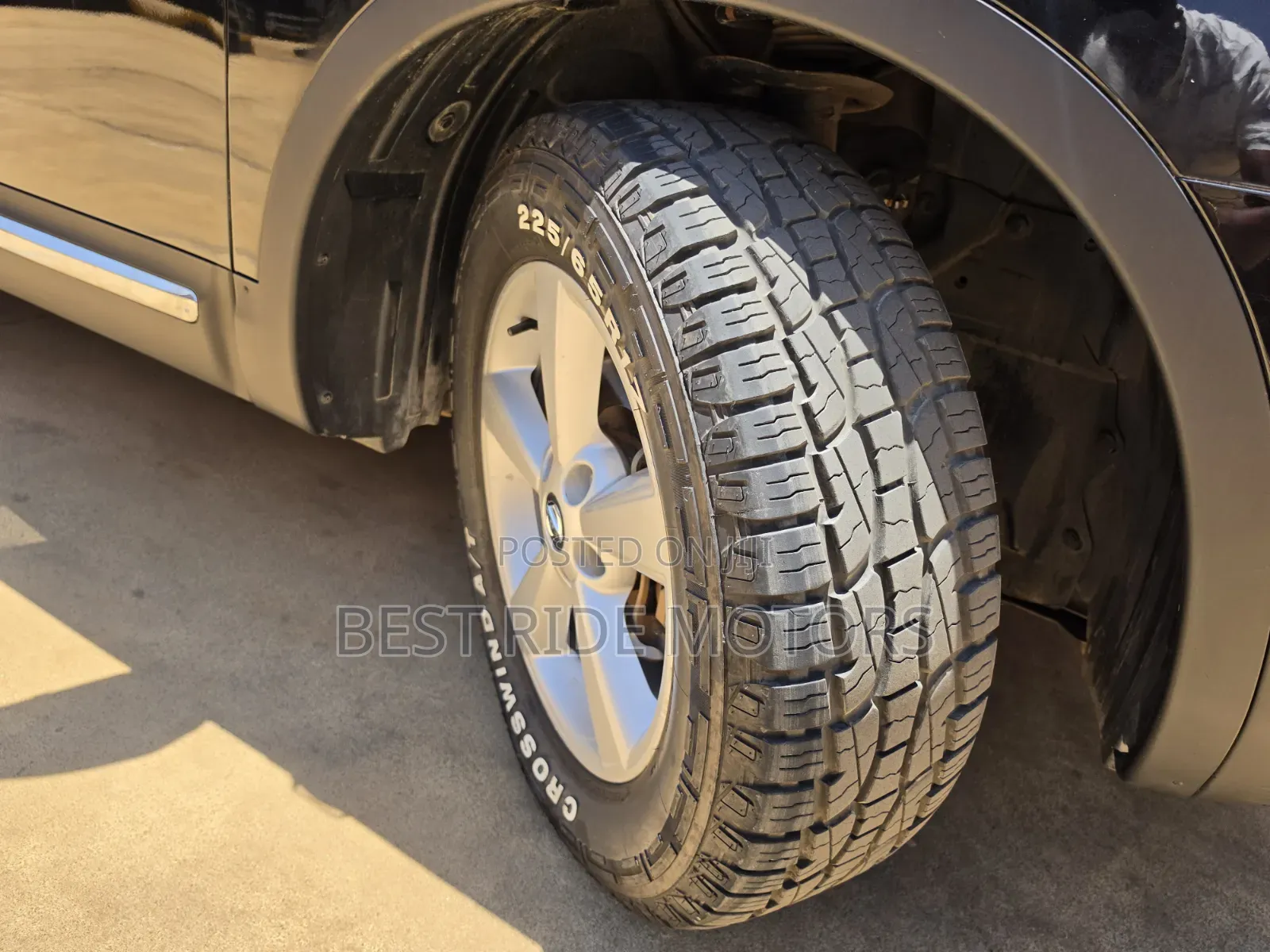 Nissan Dualis 2011 Black