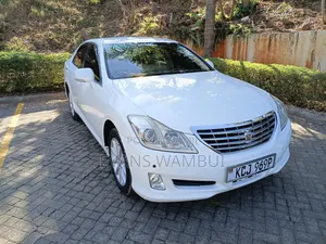 Toyota Crown 2009 Ivory