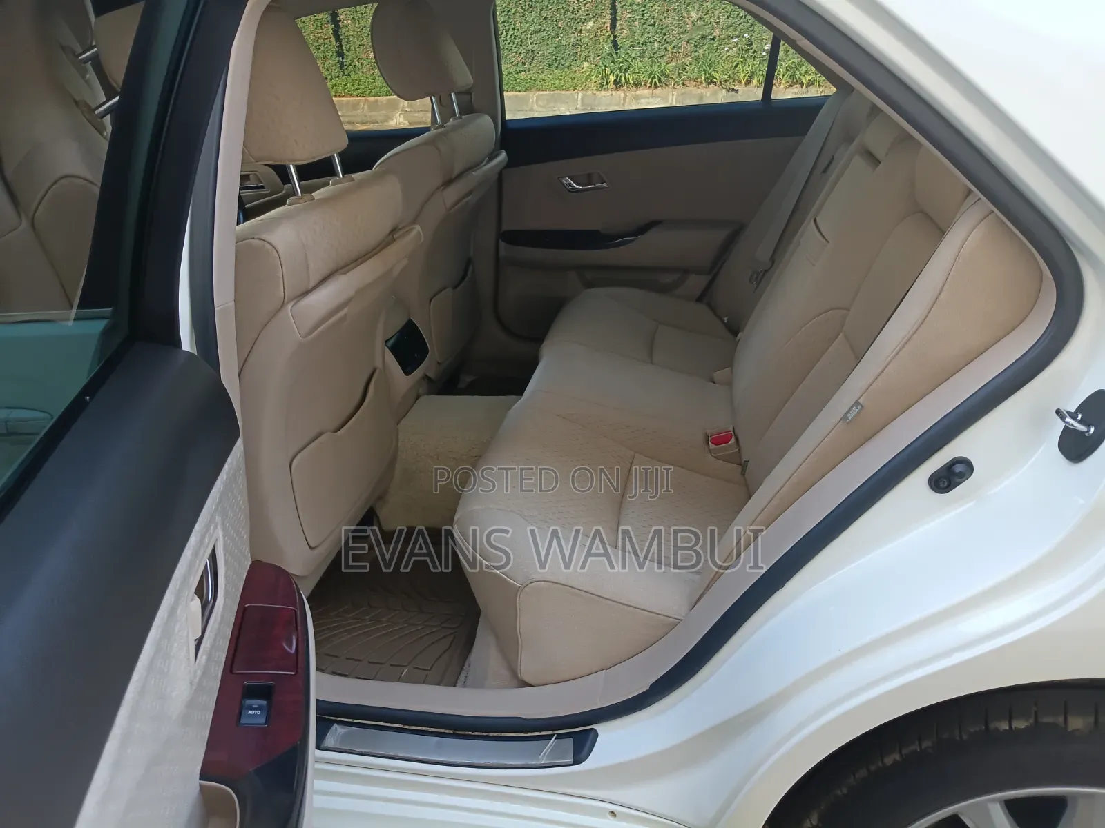 Toyota Crown 2009 Ivory