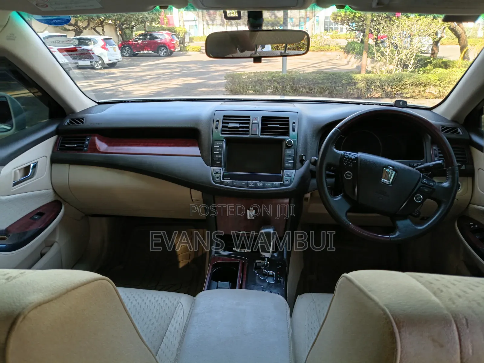 Toyota Crown 2009 Ivory