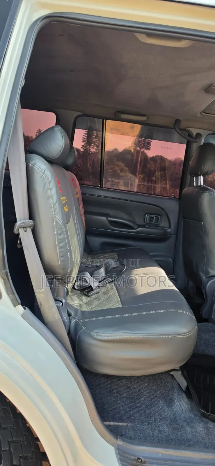 Toyota Land Cruiser Prado 2001 Pearl