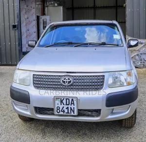 Toyota Succeed 2013 Silver