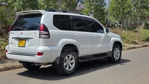 Toyota Land Cruiser Prado 2007 White