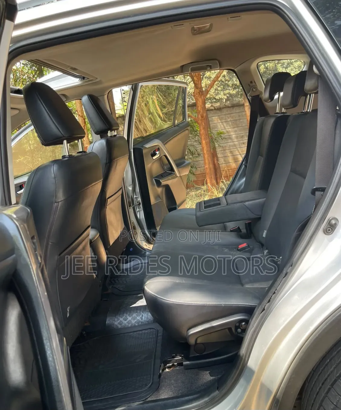 Toyota RAV4 2016
