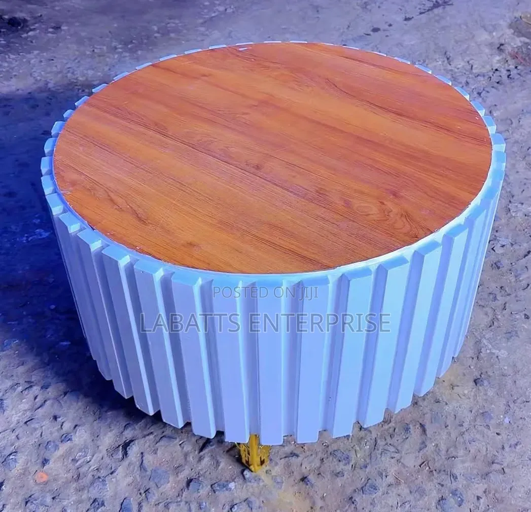 Modern Executive Round Coffee Table – Sleek Sophisticated