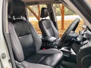 Toyota Land Cruiser Prado 2012 Off white