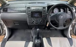 Nissan Tiida 2011 White