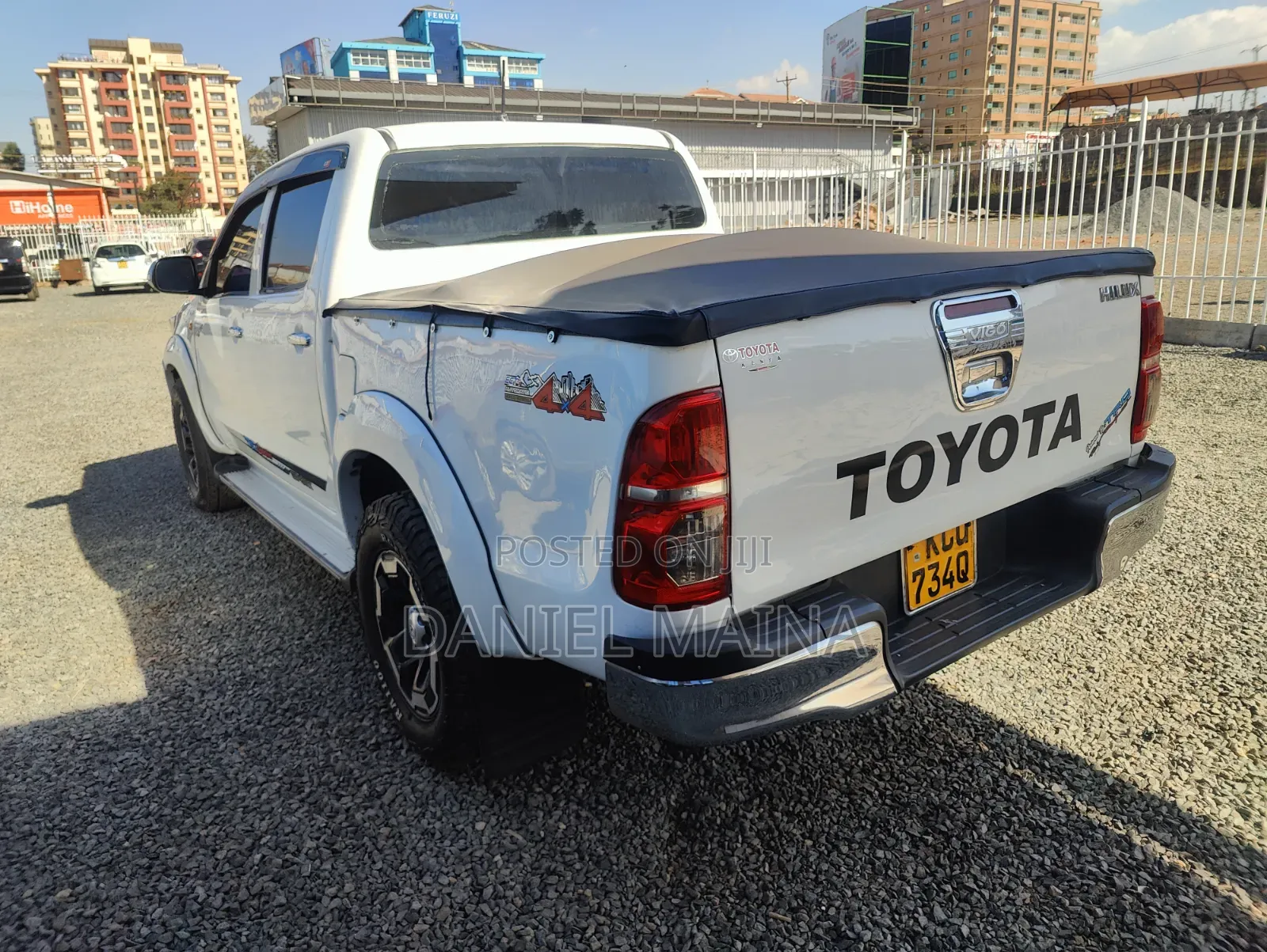 Toyota Hilux 3.0 D-4D 4x4 2012 White