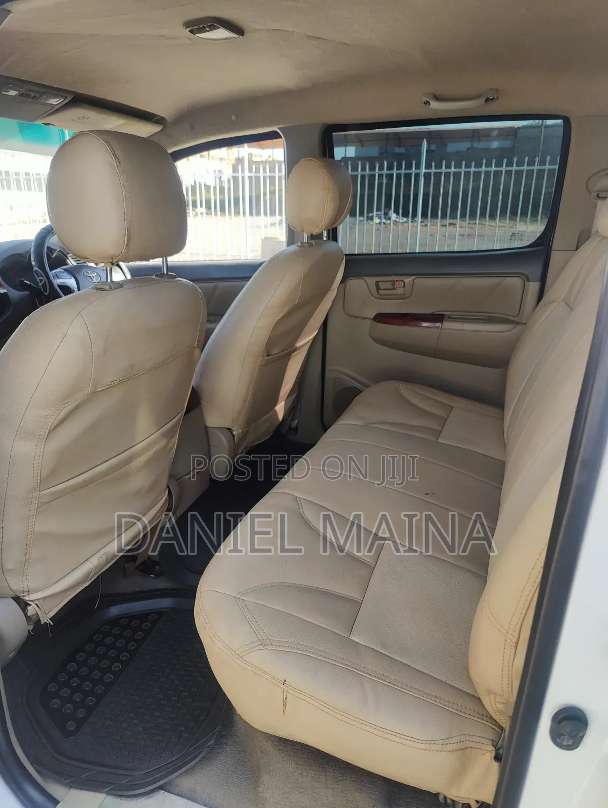 Toyota Hilux 3.0 D-4D 4x4 2012 White