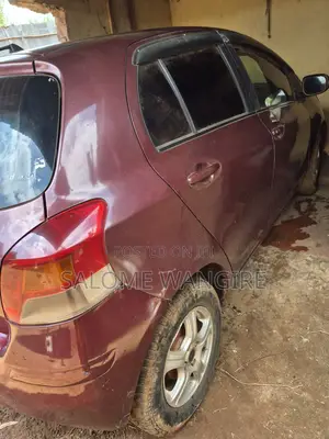 Toyota Vitz 2010 Burgundy
