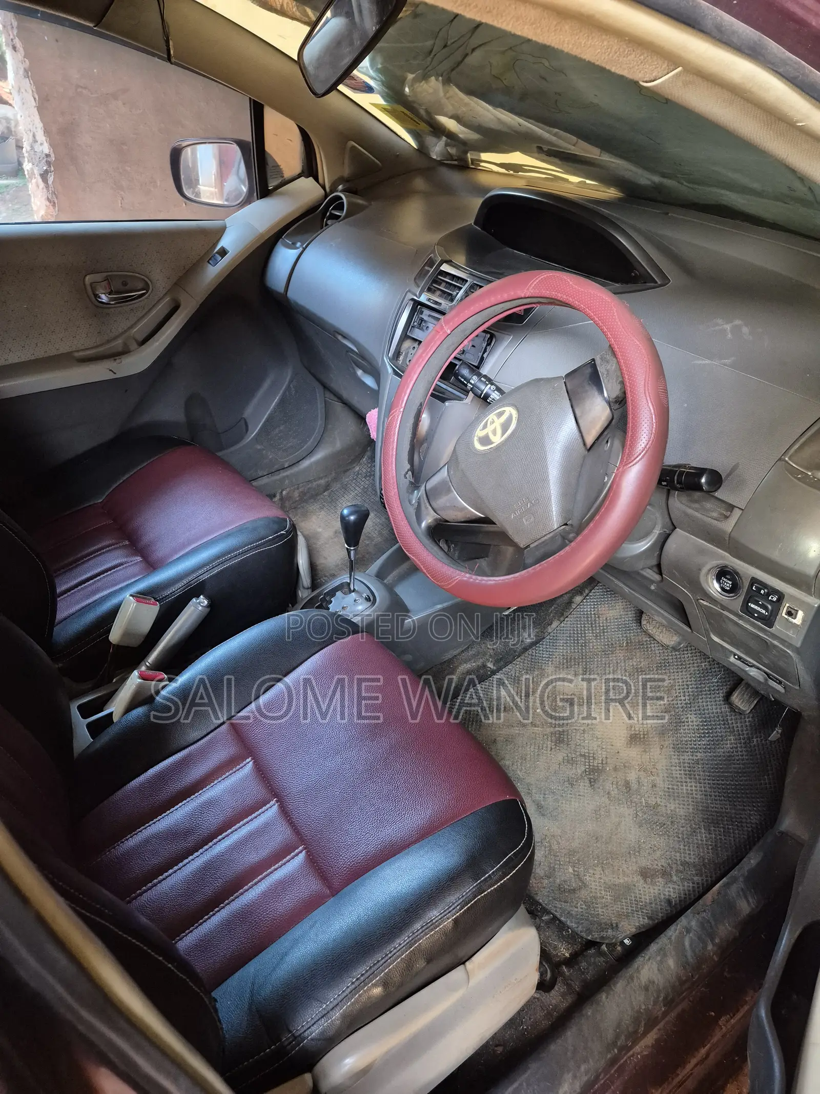 Toyota Vitz 2010 Burgundy