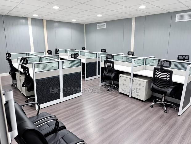 Office Workstations With Glass Partitions - thumbnail 2