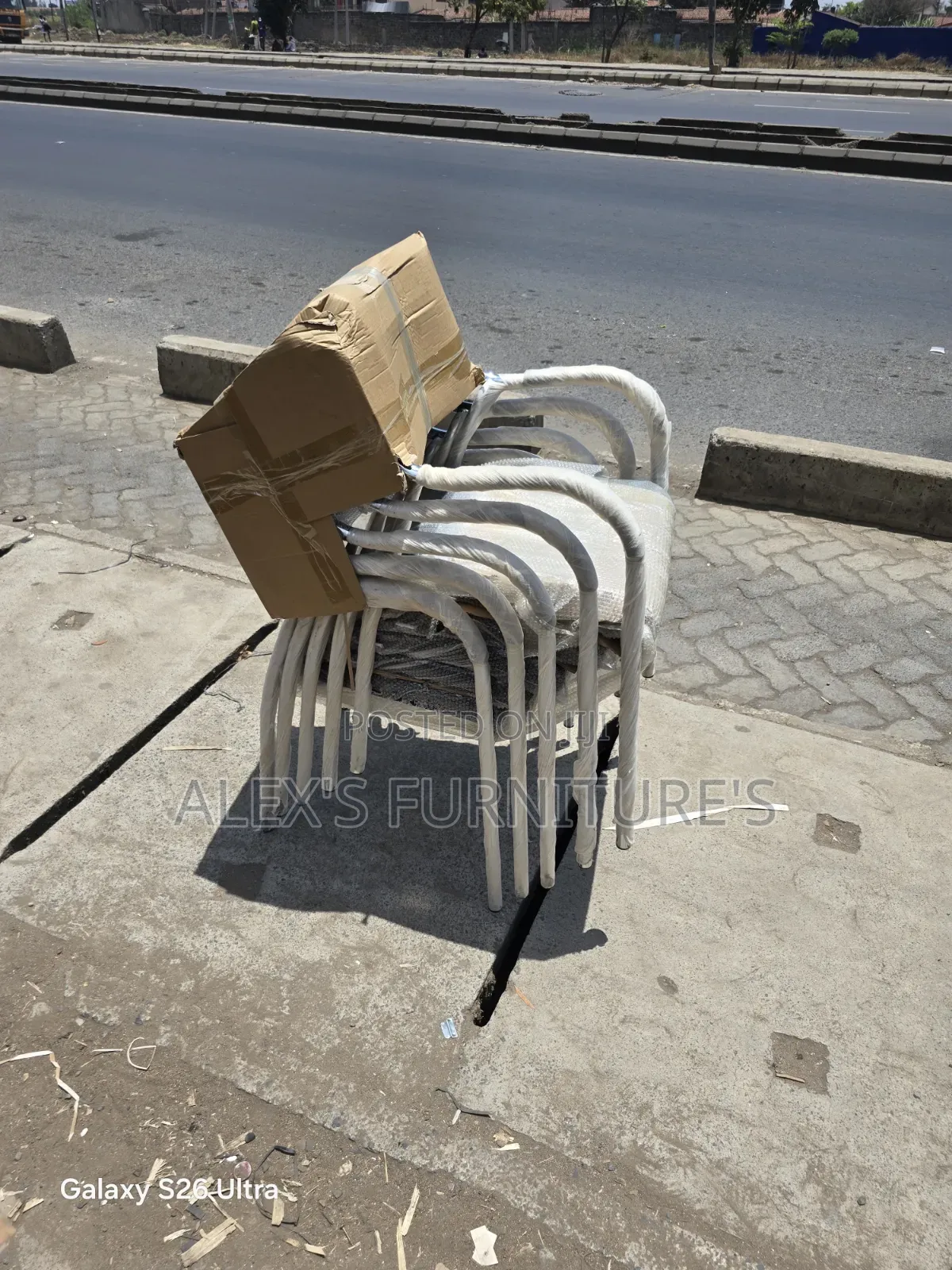 Cfa _2Modern Chairs/Office Chairs