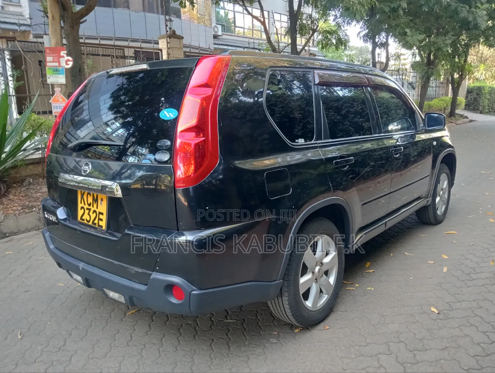 Nissan X-Trail 2.0 Petrol XE 2010 Black