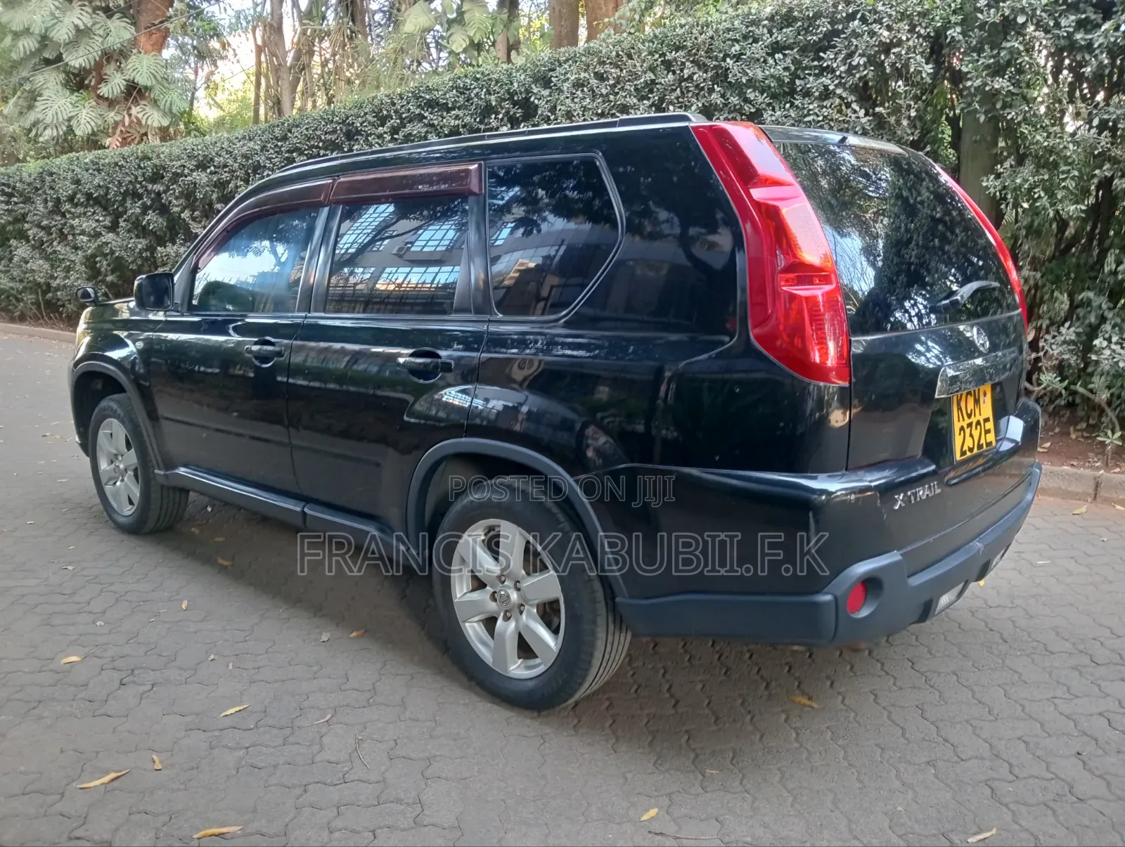 Nissan X-Trail 2.0 Petrol XE 2010 Black