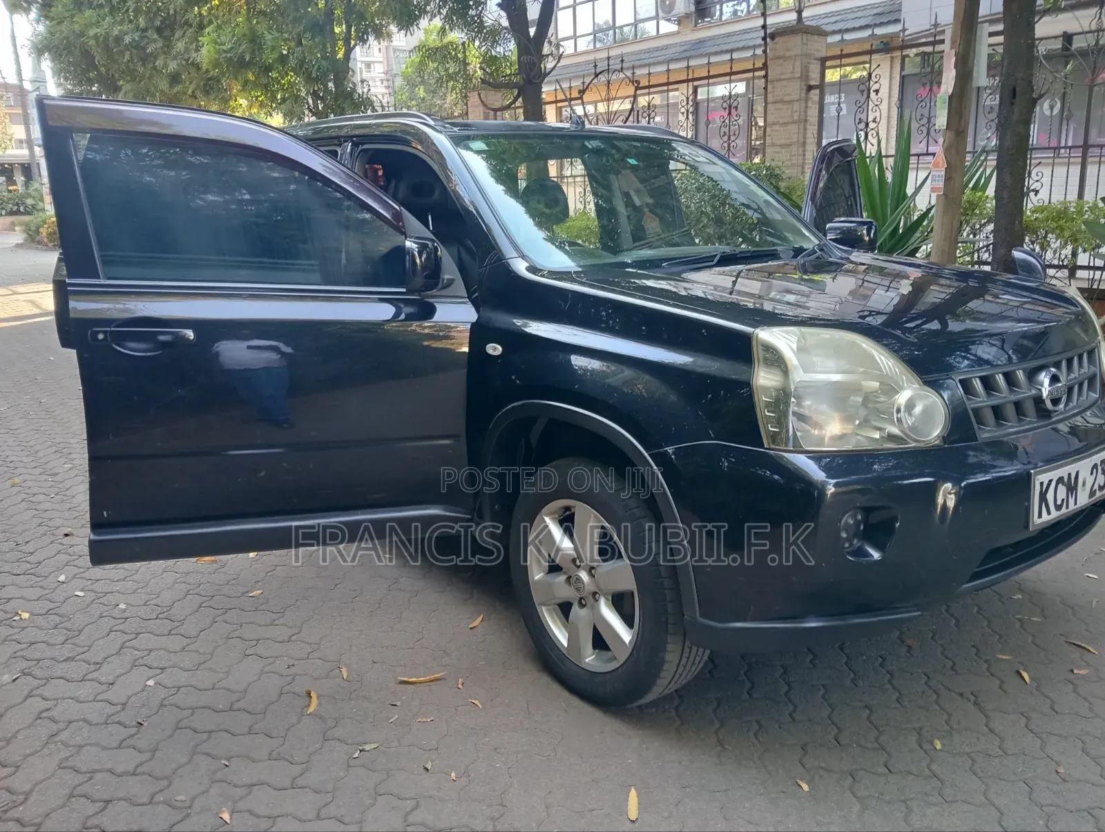 Nissan X-Trail 2.0 Petrol XE 2010 Black