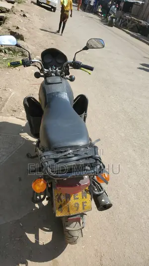 Bajaj Boxer 2018 Red