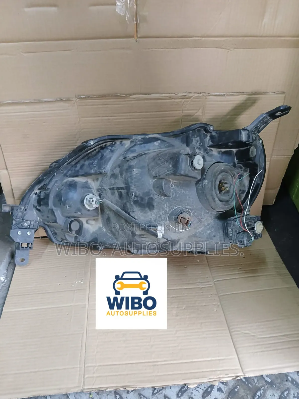 Toyota Porte 2012 Onwards Non Xenon Headlight.