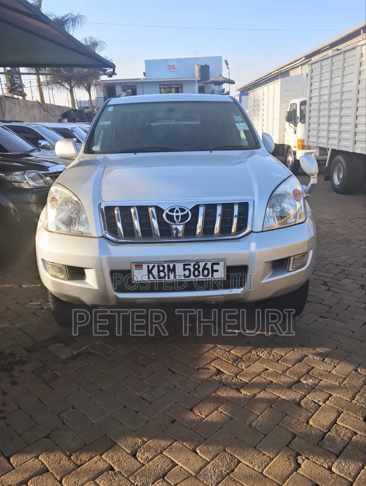 Toyota Land Cruiser 2004 Silver