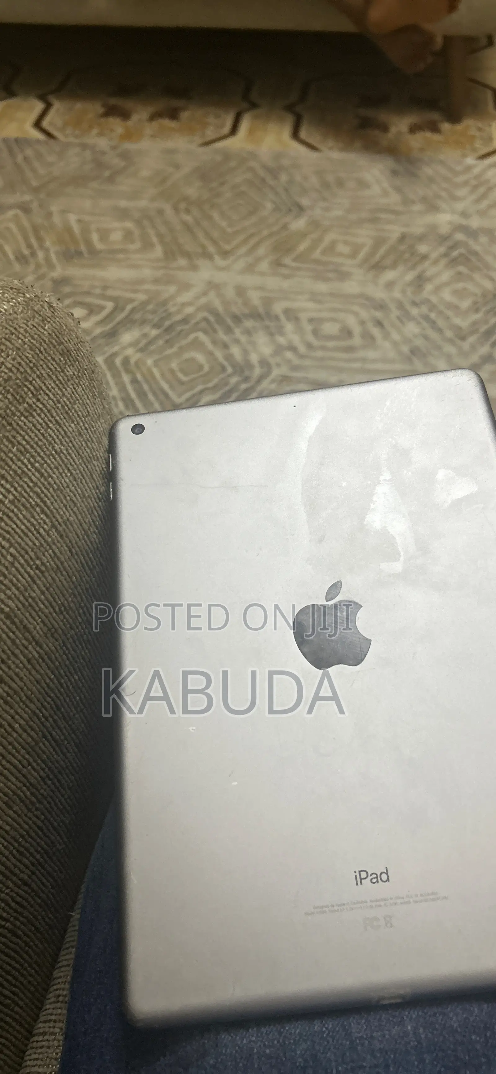 Apple 32 GB Gray