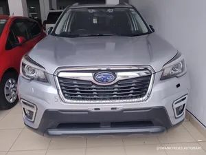 Subaru Forester 2018 Silver