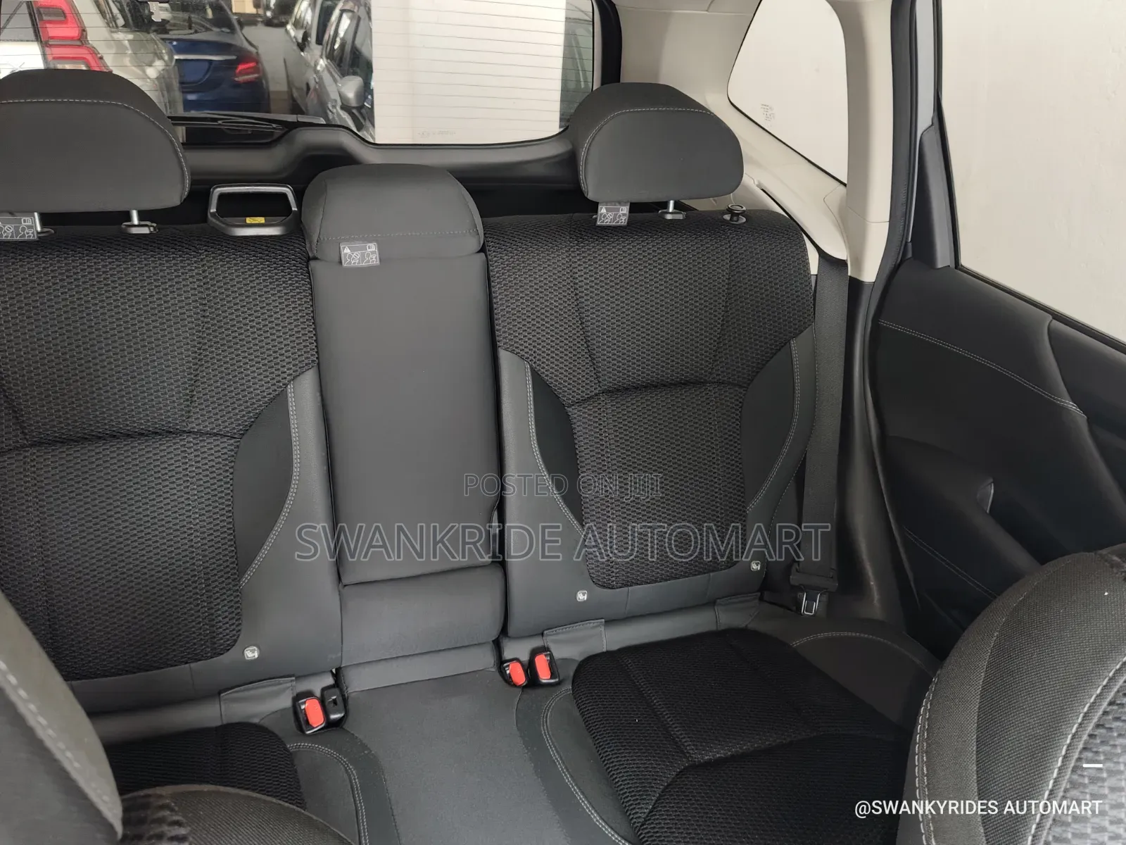 Subaru Forester 2018 Silver
