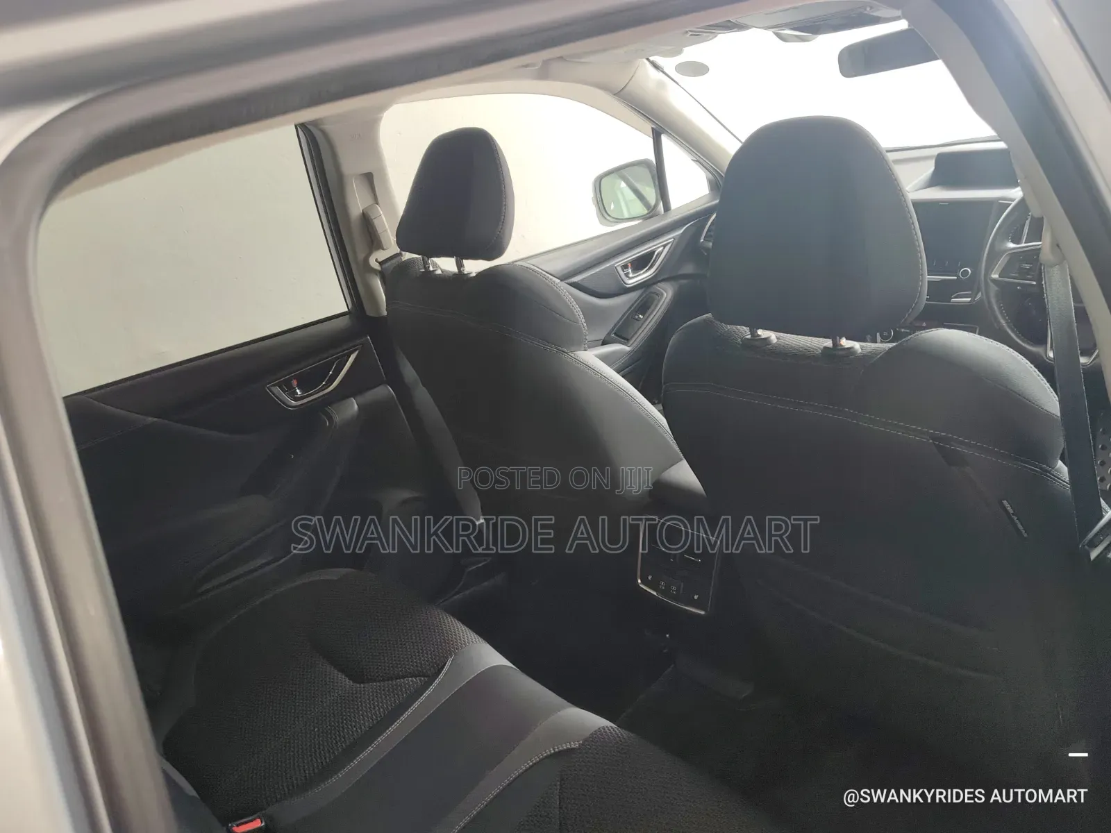 Subaru Forester 2018 Silver