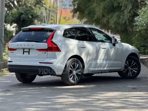 Volvo XC60 2019 Pearl
