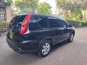 Nissan X-Trail 2.0 Petrol XE 2010 Black