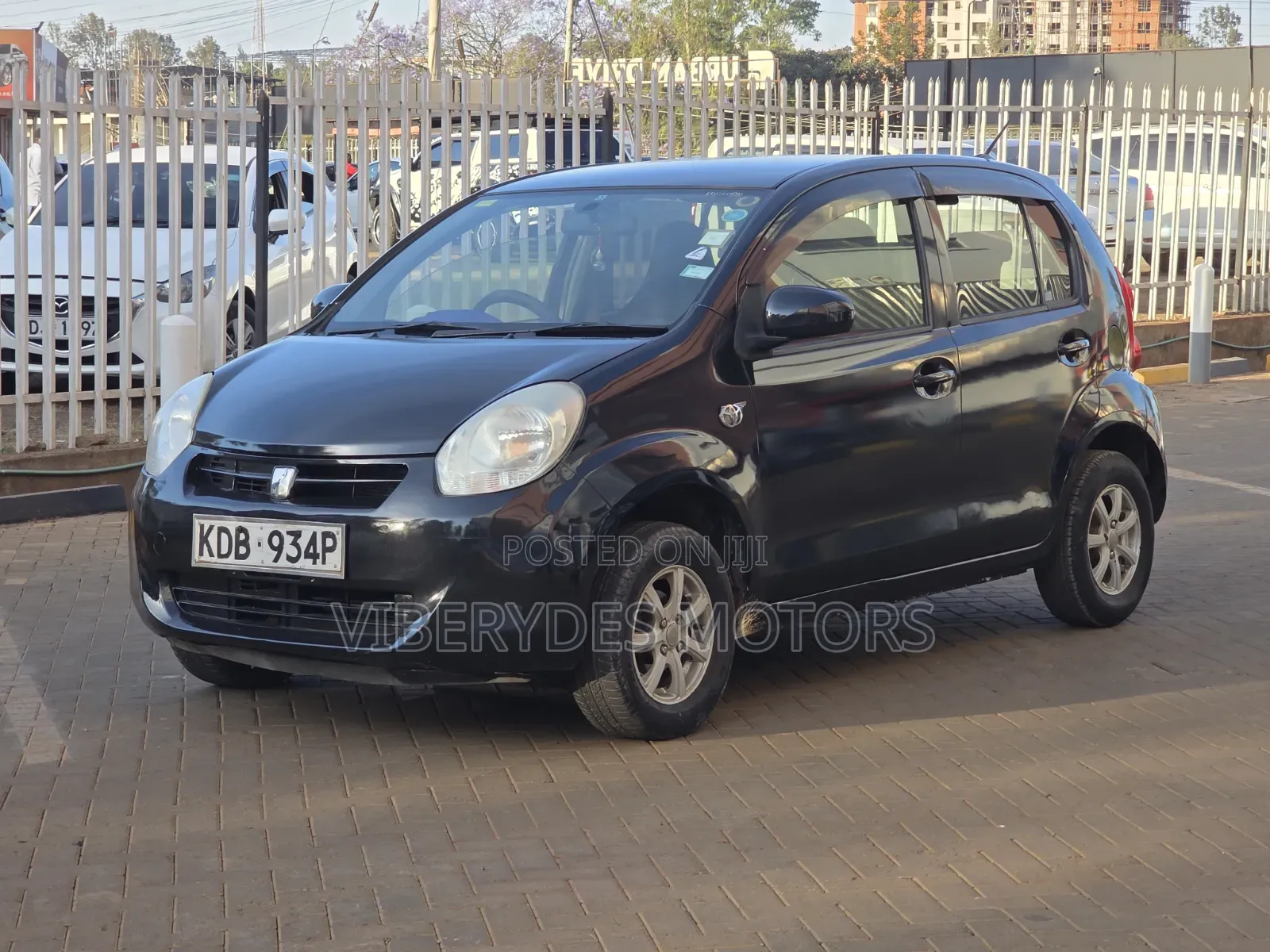 Toyota Passo 2013 Black