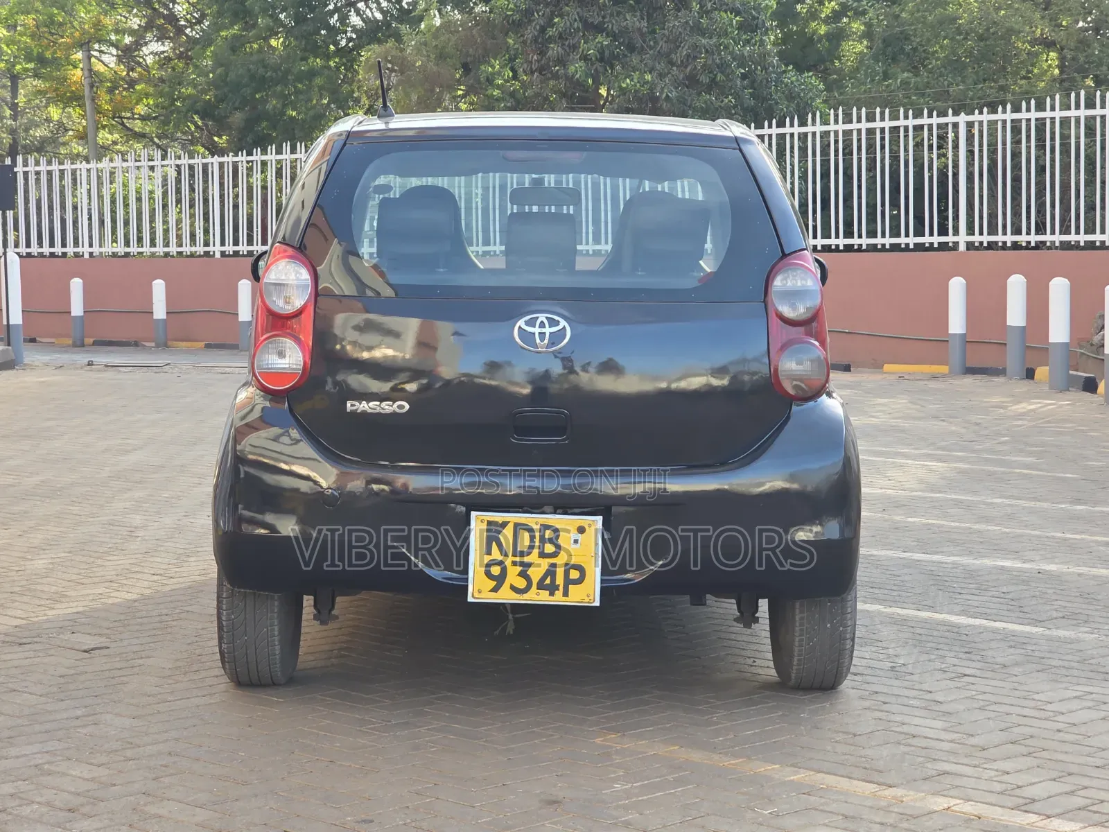 Toyota Passo 2013 Black