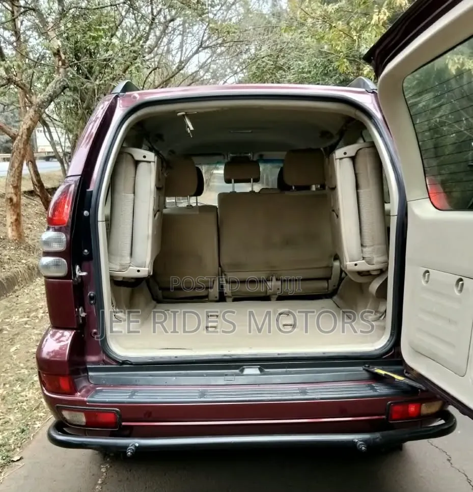 Toyota Land Cruiser Prado 2005 Maroon