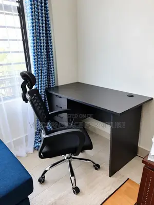 Modern Office Desk and Office Chair Set.