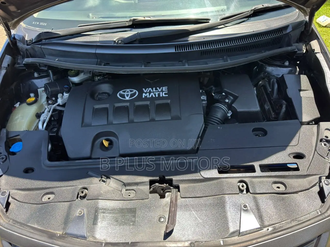 Toyota Auris 2010 Gray