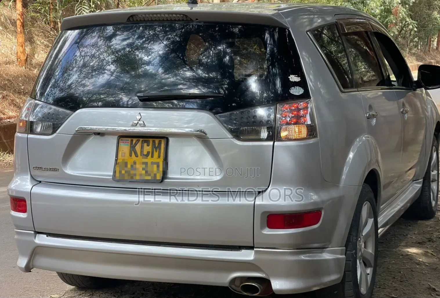 Mitsubishi Outlander 2010 Silver