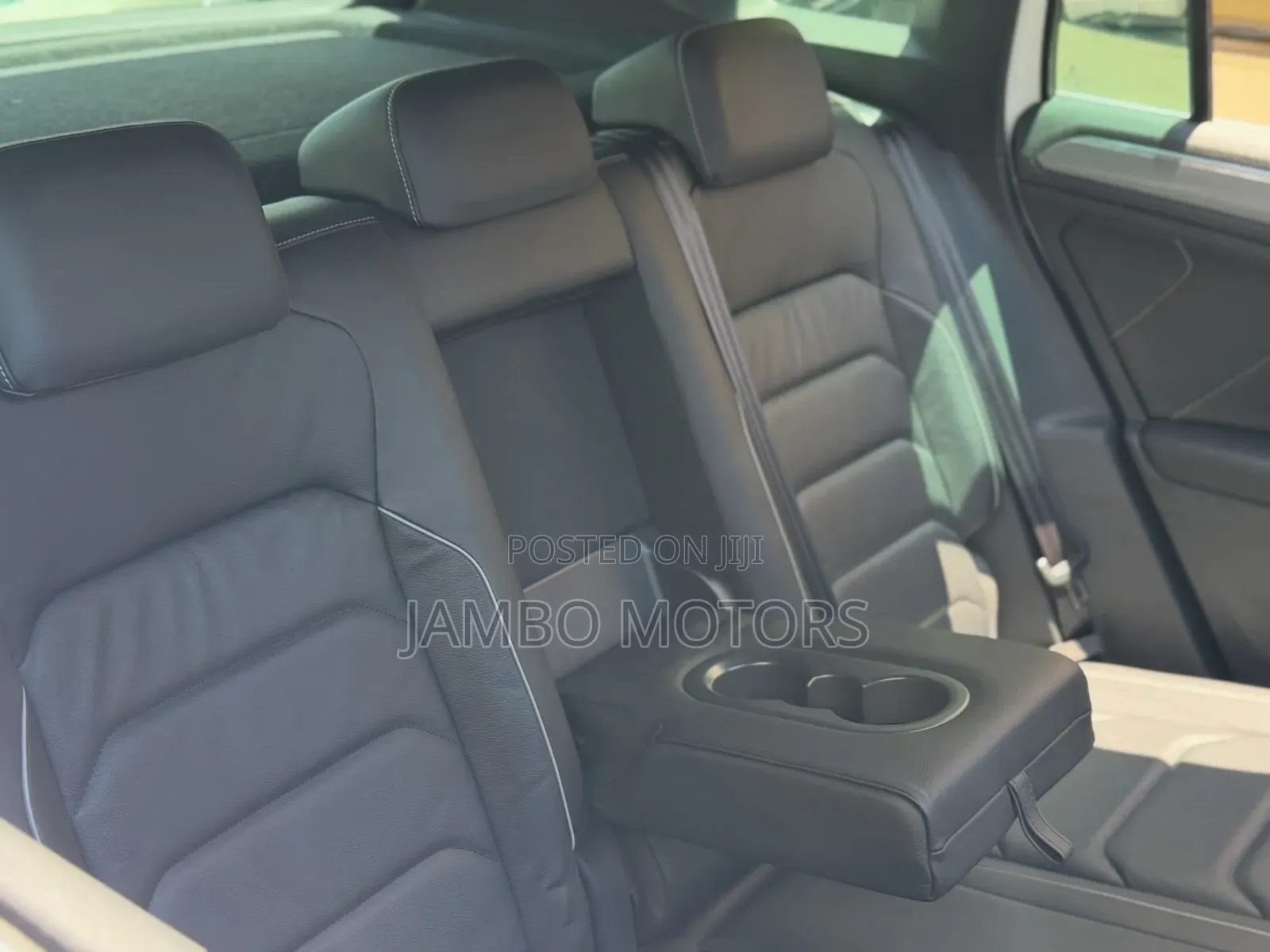 Volkswagen Tiguan 2.0T SEL Premium R-Line AWD 4MOTION 2020