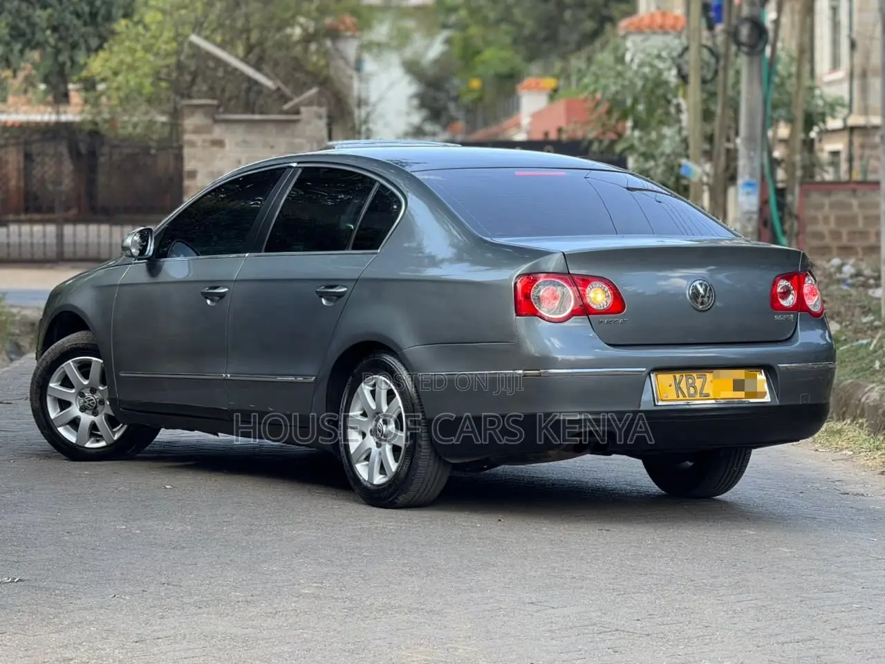 Volkswagen Passat 2.0 2008 Gray