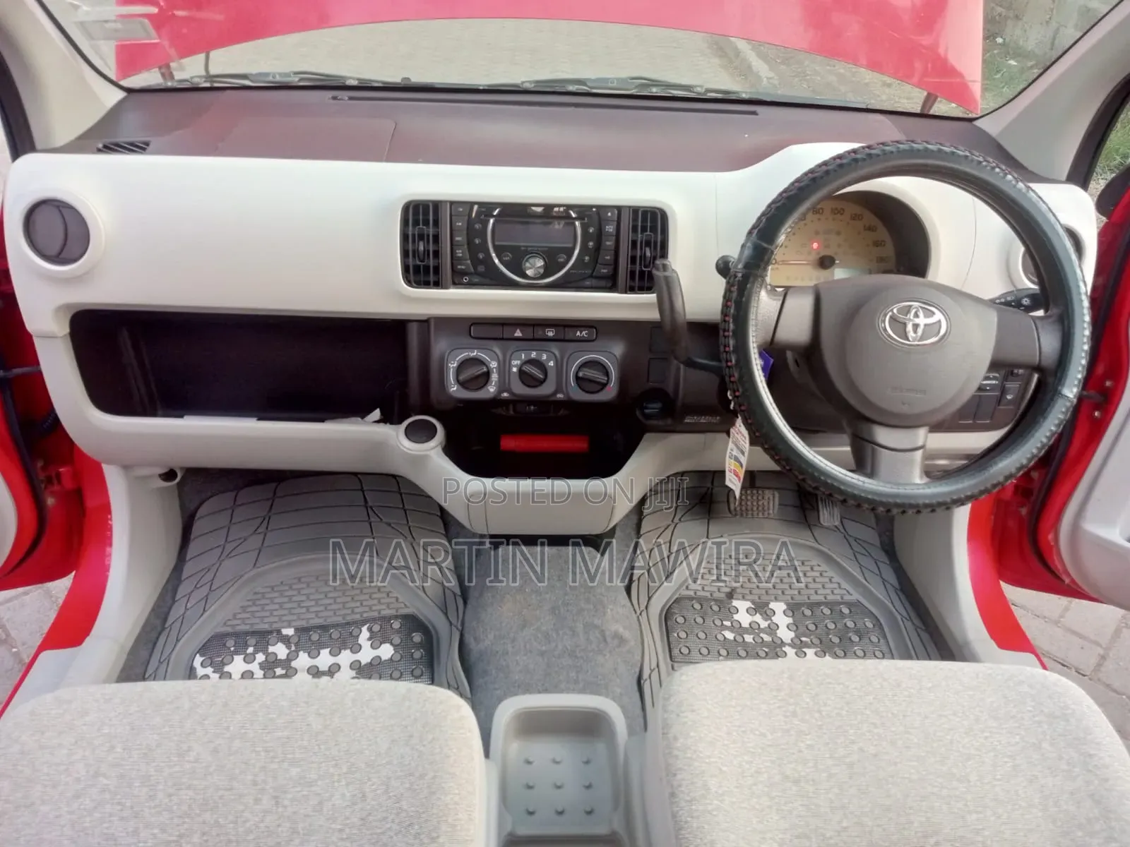 Toyota Passo 2011 Red