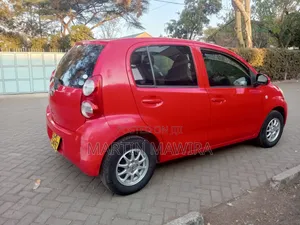 Toyota Passo 2011 Red