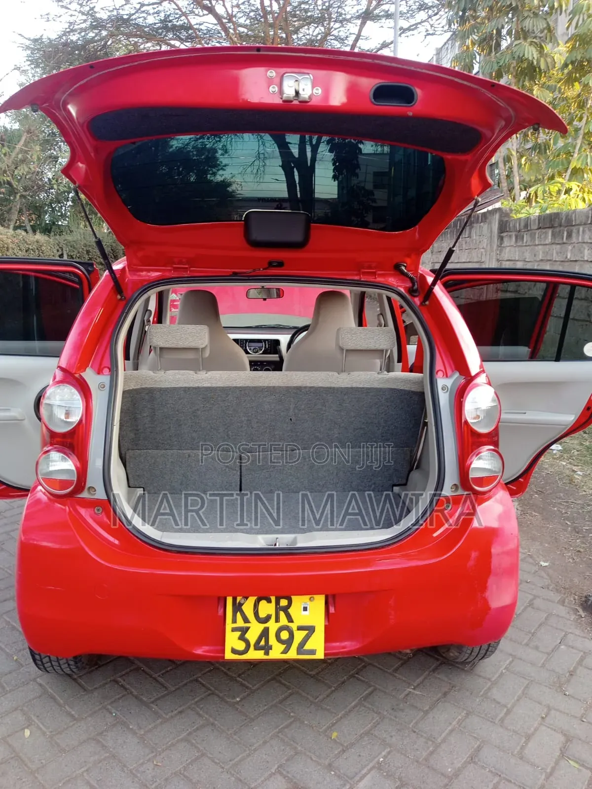 Toyota Passo 2011 Red