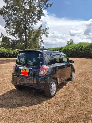 Toyota Ractis 2008 Black