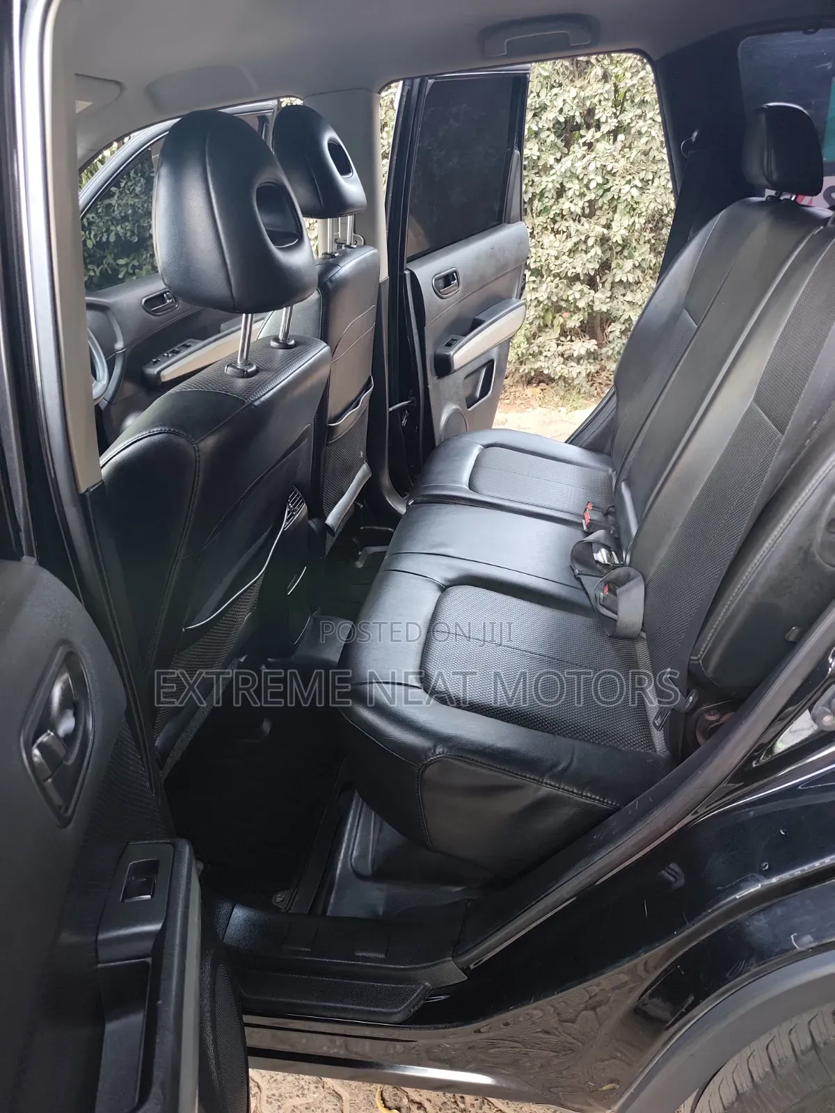 Nissan X-Trail 2.0 Petrol XE 2010 Black