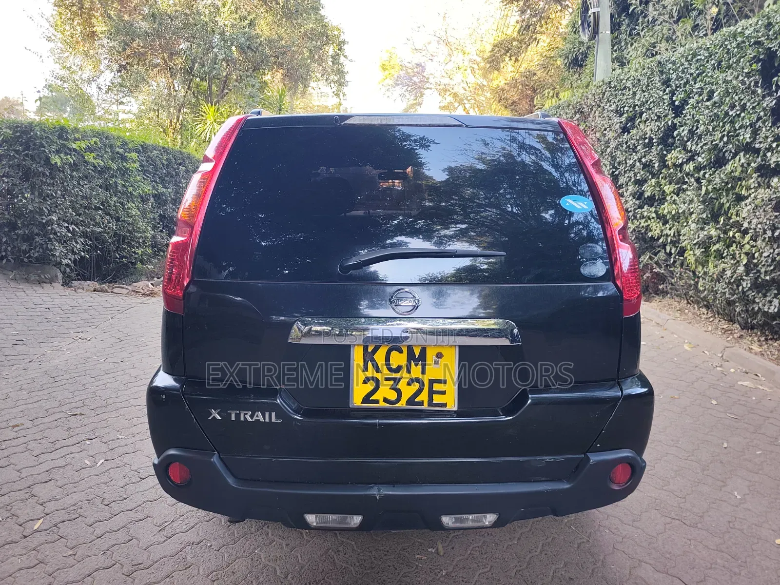 Nissan X-Trail 2.0 Petrol XE 2010 Black