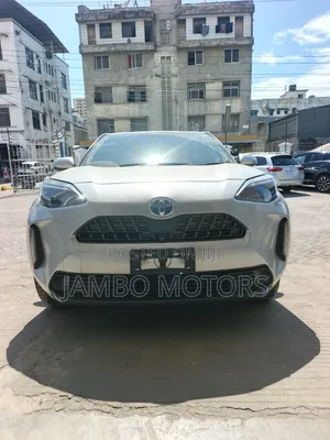 Toyota Yaris Cross 1.5 Hybrid AWD 2021 Silver